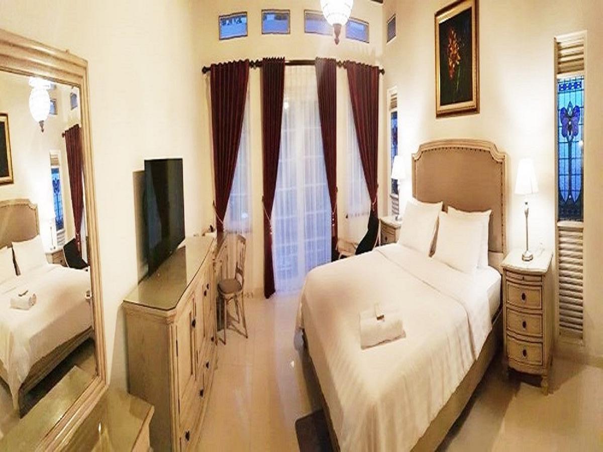 Front One Boutique Baluran Malang Hotel Luaran gambar