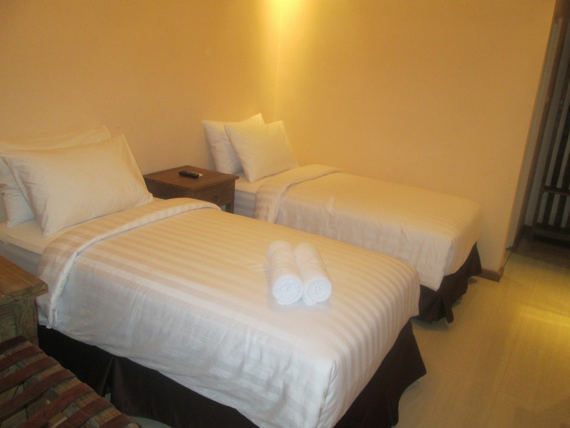 Front One Boutique Baluran Malang Hotel Luaran gambar